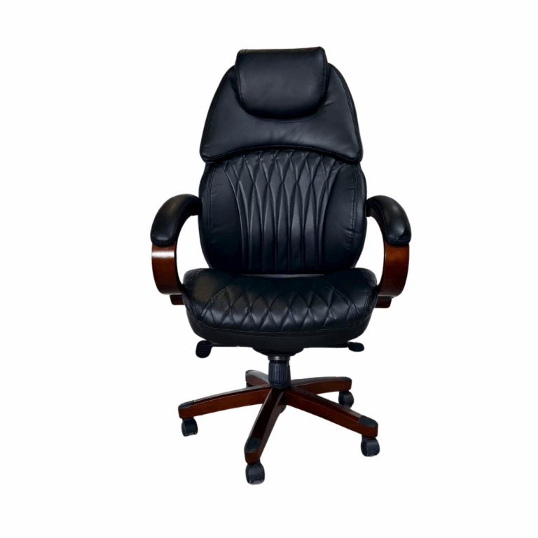 כסא מנהלים יוקרתי, ריפוד דמוי עור, מנגנון סינכרוני, ידיות עץ מרופדות, רגל עץ משולב מתכת